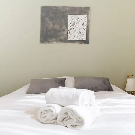 La Jument: Unique/ Magnifique Studio Avec Terrasse, Proche Des Facs Et Du Centre-ville * 브레스트